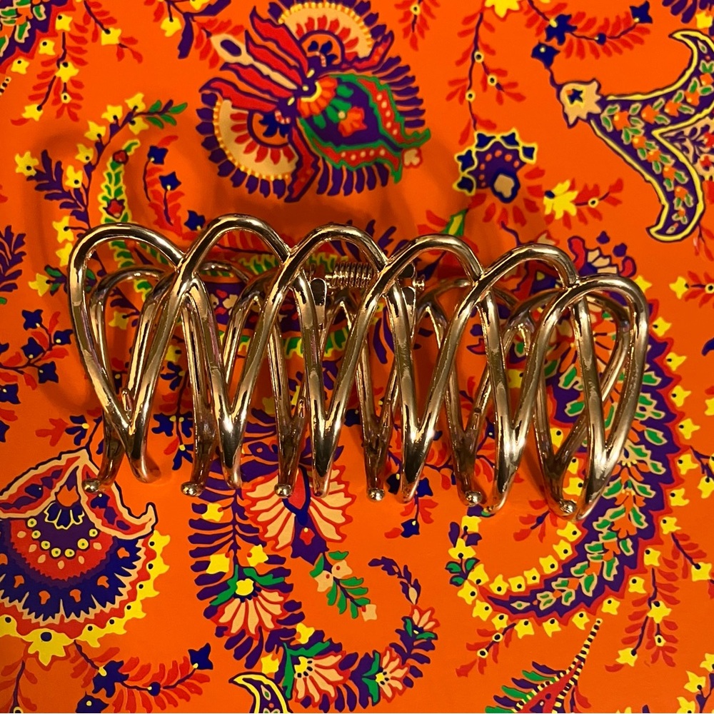 Gold Hair Claw Clip-Must Go!